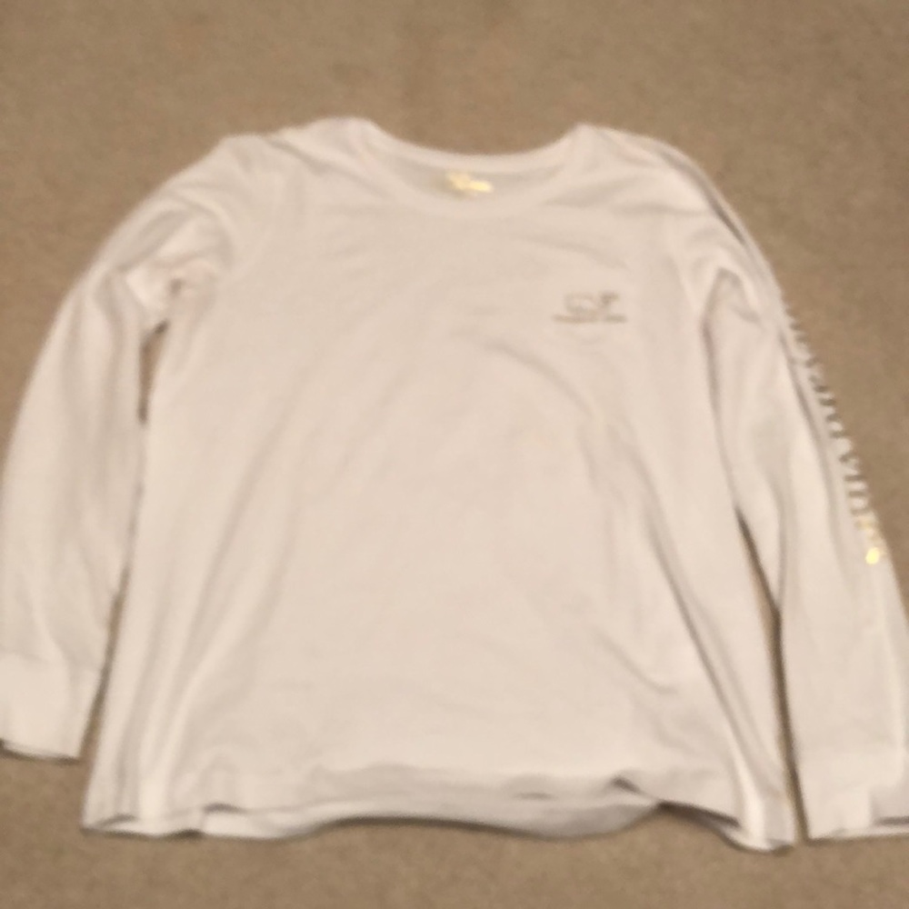 Vineyard vines long sleeve T. Size S.  Like new.